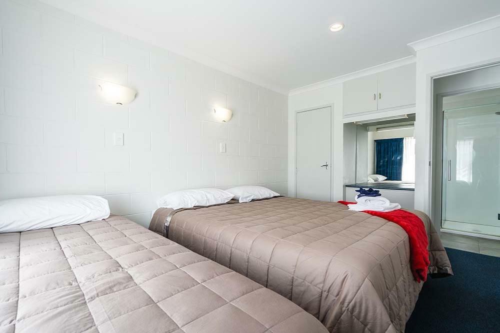 Pukekohe Motel Kültér fotó